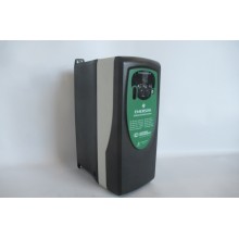 Frequentie regelaar 2.2kW Emerson SKC3400220. Unused.